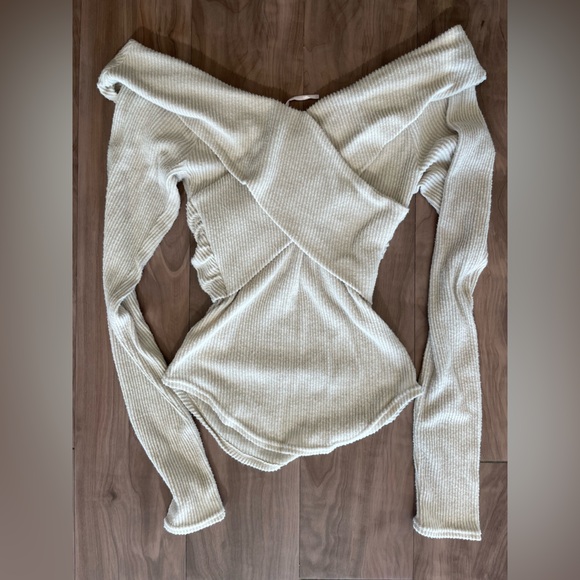 Free People Marley Off The Shoulder Twist Top - Picture 2 of 6